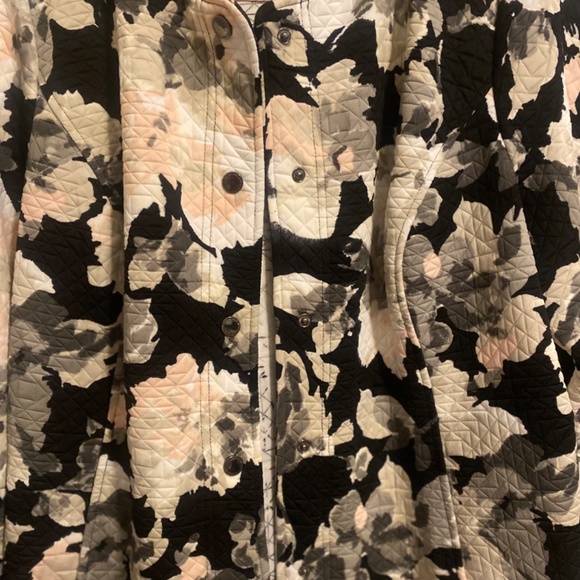 Isaac Mizrahi Live! Watercolor Floral Print Knit Jacket - size 1X - Picture 3 of 11